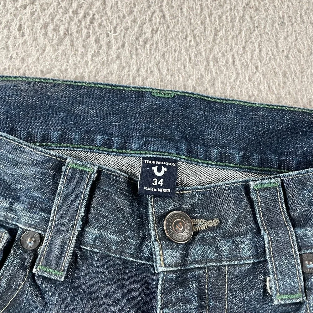 True Religion Men's Geno Flap SE Jeans Denim Blue Wash Size 34 Relax Slim Distre
